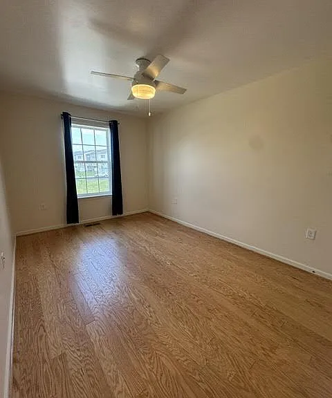 110 Copeley Cir — Photo 18