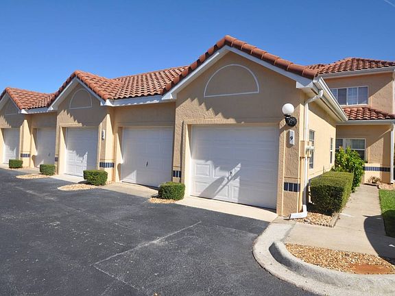3rd image of 10 Marina Point Pl