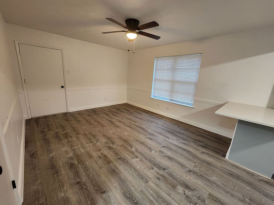 1st image of 7742 Claremont Dr