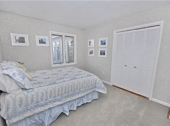 3rd image of 490 Bensley Ave