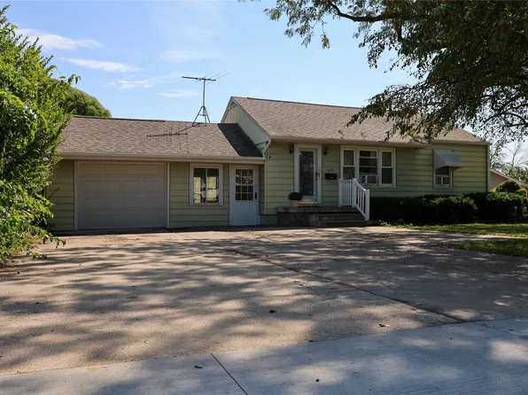 603 1st Ave S, Altoona, IA 50009