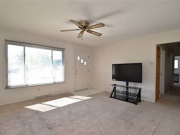2nd image of 5832 Marra Dr