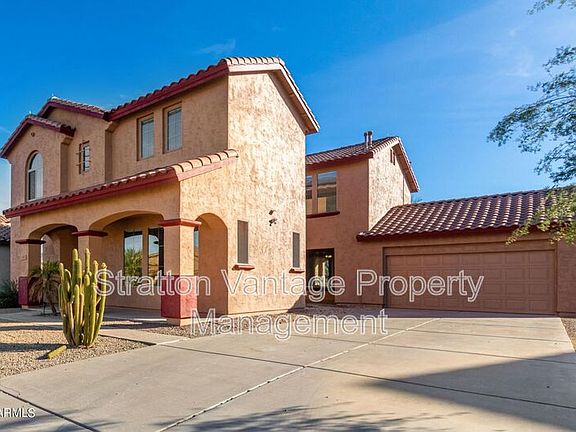 3rd image of 543 E Quail Dr