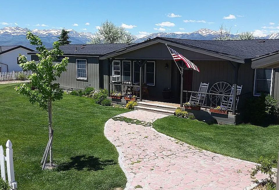 1st image of 231 N Buckeye Dr