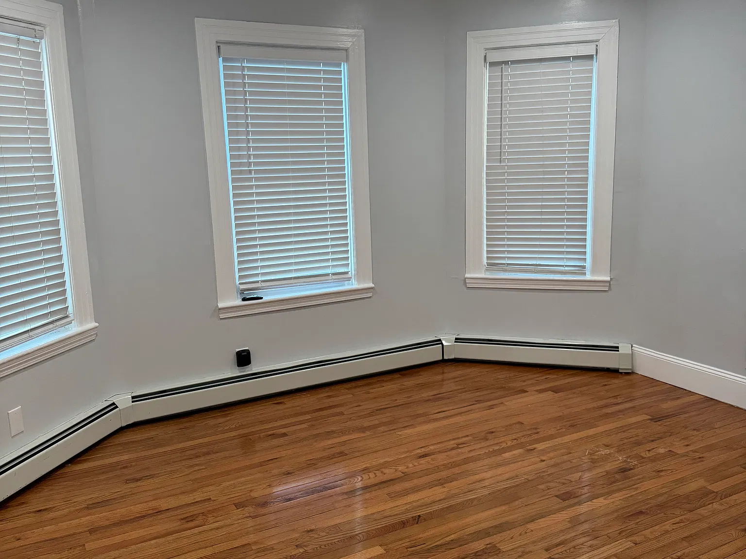 1014 Atwells Ave — Photo 4