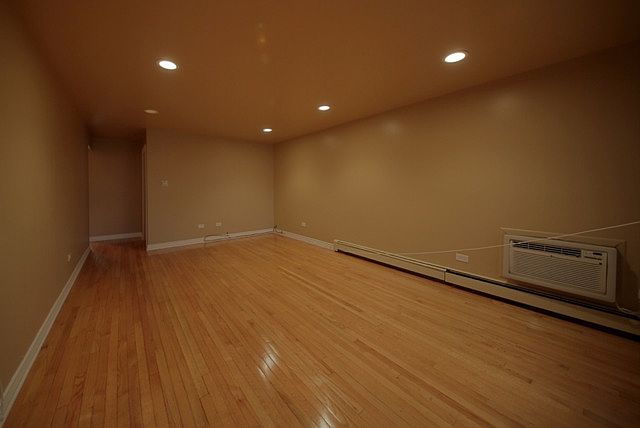 1st image of 336 Crandon Ave #1