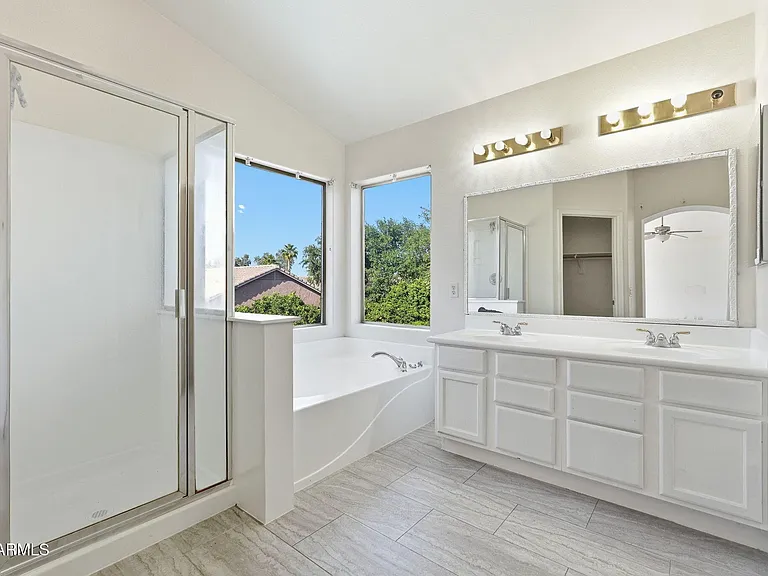1166 E Stottler Dr — Photo 21