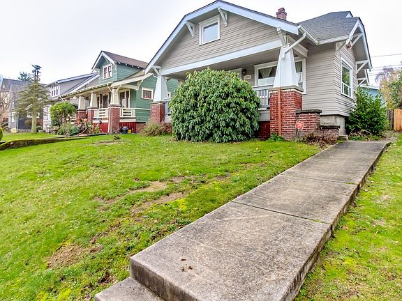 3rd image of 2312 S Ainsworth Avenue