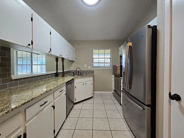 1710 Joy Dr — Photo 11