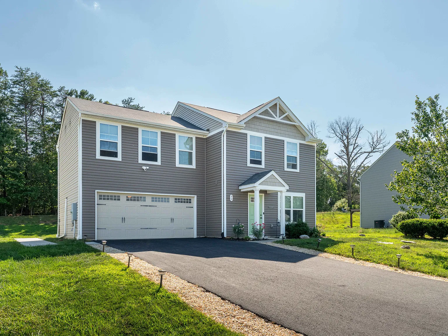 4 bed, 2.5 bath, 1440 sqft, $2,850 — Photo 3