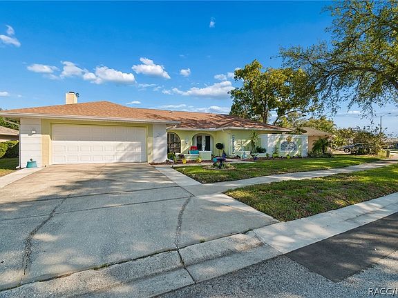 3rd image of 8930 Brooker Dr