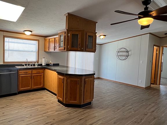 2nd image of 5149 Chantelle Dr #113