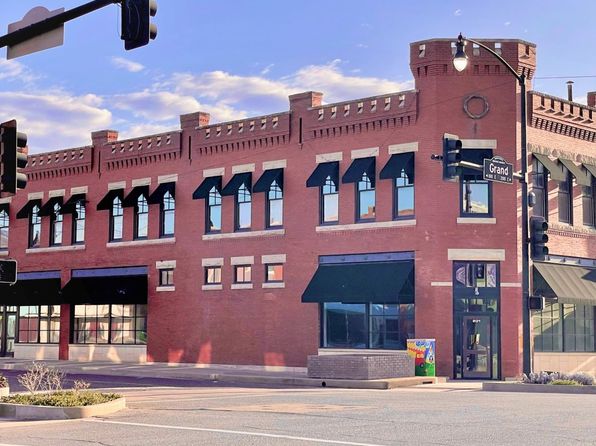 201 E Grand Ave #1