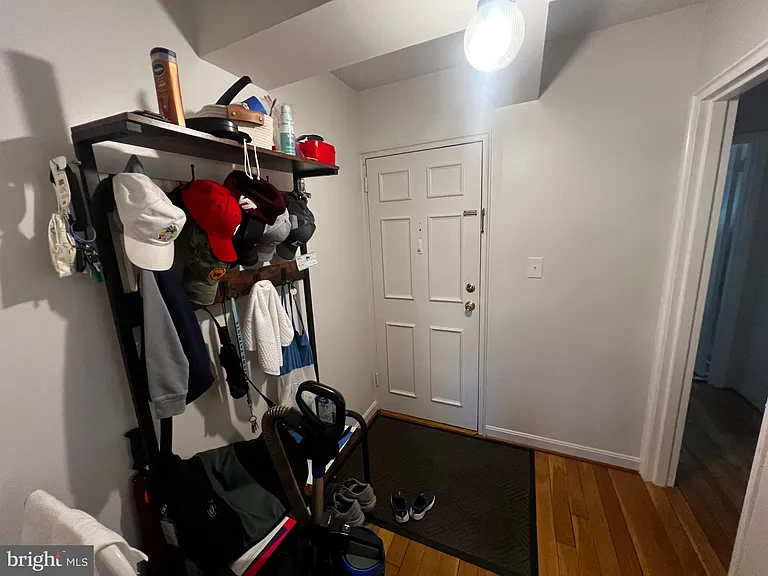 222 N George Mason Dr #1 — Photo 5