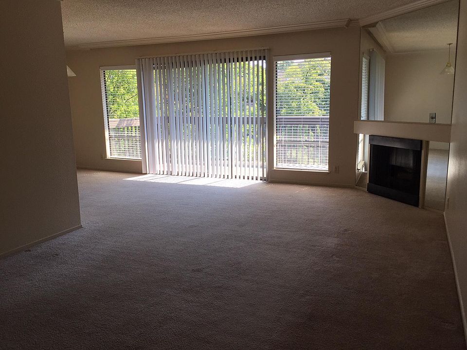 1st image of 2480 Larkspur Ln