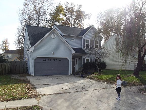 2nd image of 2592 Archdale Dr