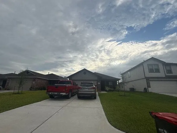 2027 Milstead Vista Dr, Houston, TX 77073