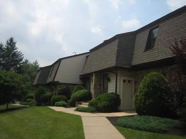 440 S State St APT F7, Newtown, PA 18940