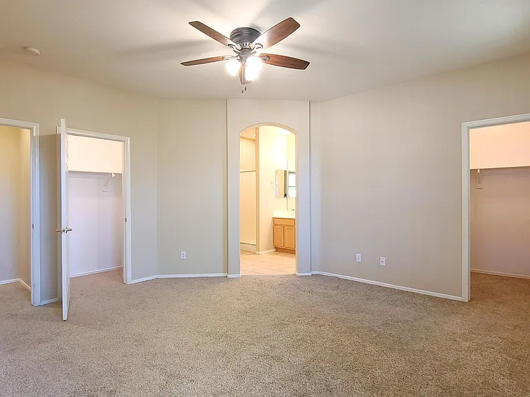2634 E Fremont Rd — Photo 9