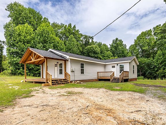 3rd image of 603 Hogan Farm Rd