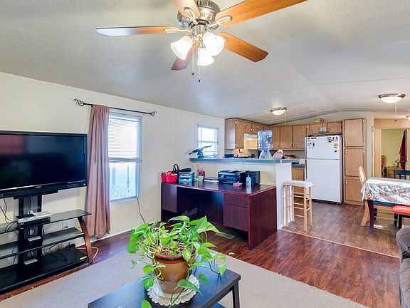 4th image of 8427 W Glendale Ave Lot 92