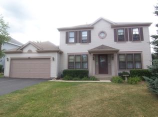 841 Cimarron Dr, Cary, IL 60013
