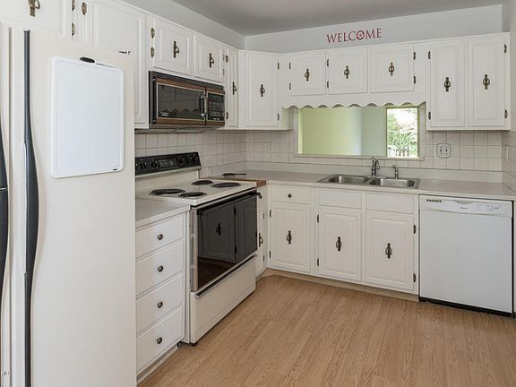 5th image of 10230 Cricklewood Ct #46