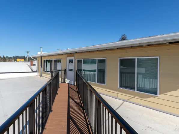 2013 Columbia Blvd #3, Saint Helens, OR 97051