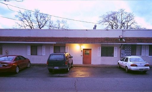 5th image of 1121 SE 9th Ave