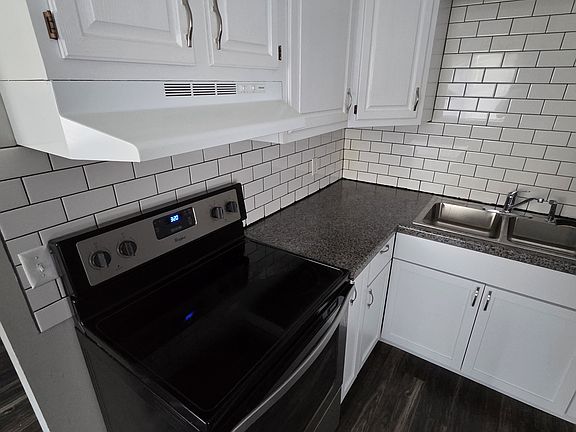 4th image of 3223 Schuetzen Ln APT 1