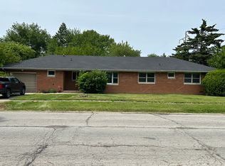 1404 E McHenry St #1, Urbana, IL 61801