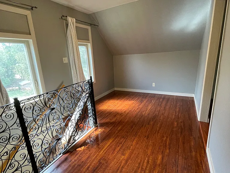 417 Reese St — Photo 17