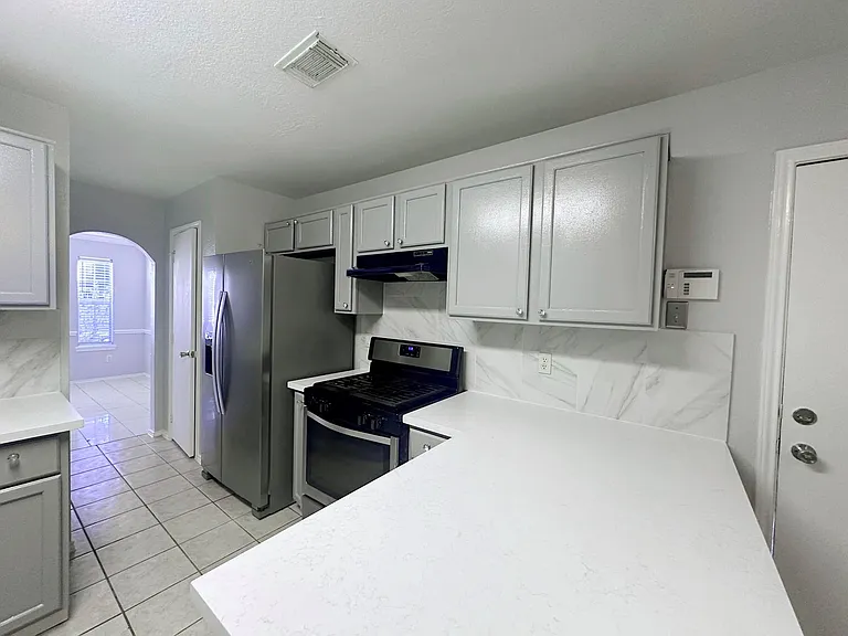15522 Baxter Ave — Photo 4