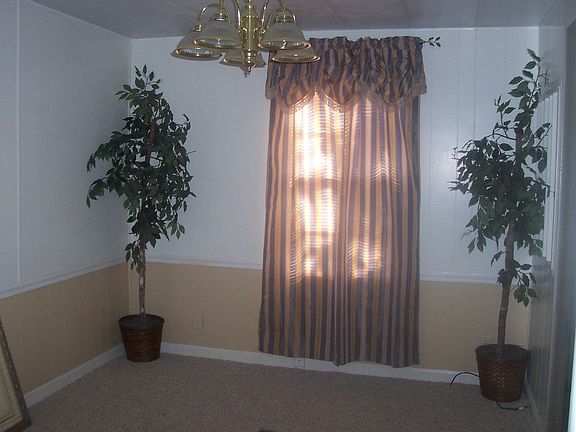 5th image of 112 Langley Dr