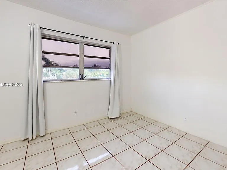 580 Egret Dr #302 — Photo 22