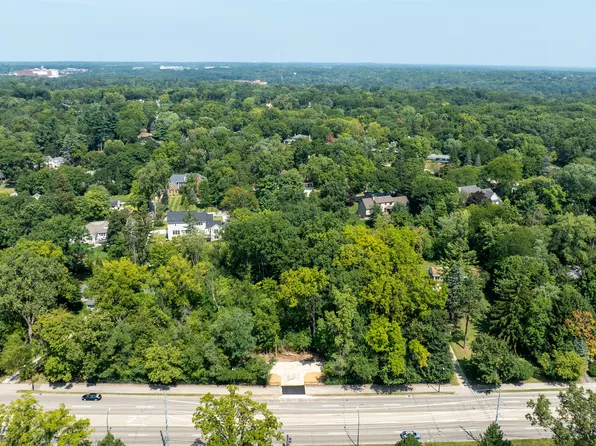 2731 Washtenaw Ave, Ann Arbor, MI 48104