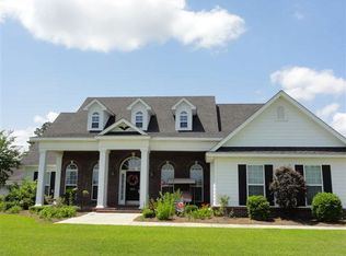 811 Rose Point Cir, Valdosta, GA 31605