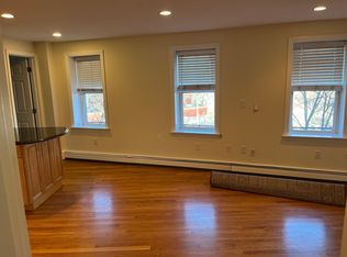 136 Prince St #3A, Boston, MA 02113