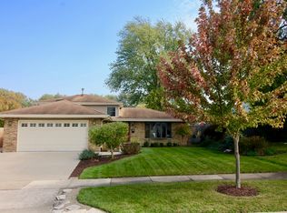 17055 Oketo Ave, Tinley Park, IL 60477