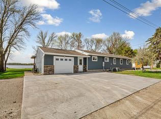 17055 Dickenson Ln, Waterville, MN 56096