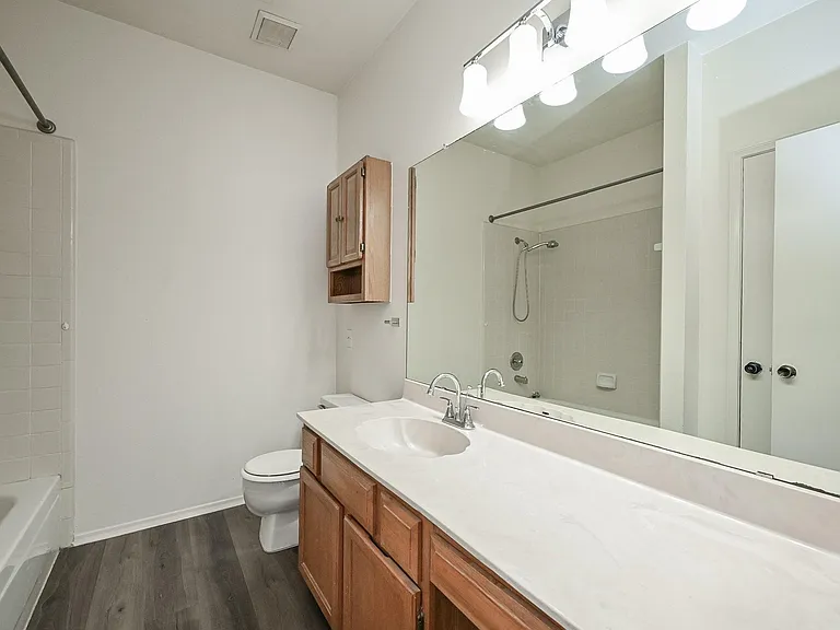 338 Wilcrest Dr #338 — Photo 15