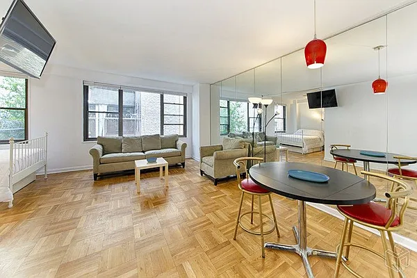 Rented by Halstead Real Estate | media 6