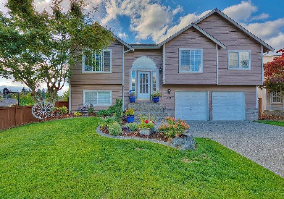 1st image of 7526 193rd Street Ct E