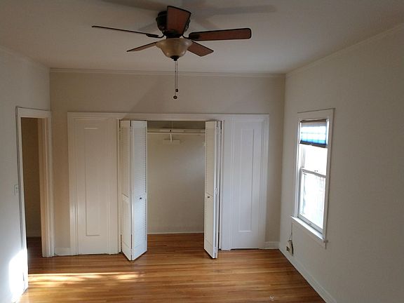 3rd image of 1831 N New Hampshire Ave