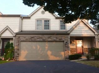 1283 Seabury Cir, Carol Stream, IL 60188