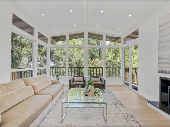 15499 Bohlman Rd, Saratoga, CA 95070