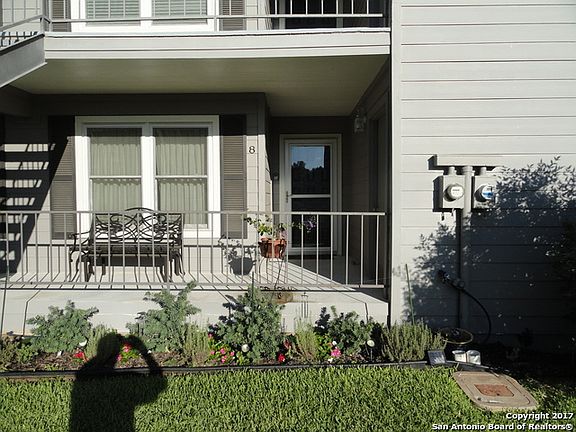 3rd image of 806 Highcrest Dr