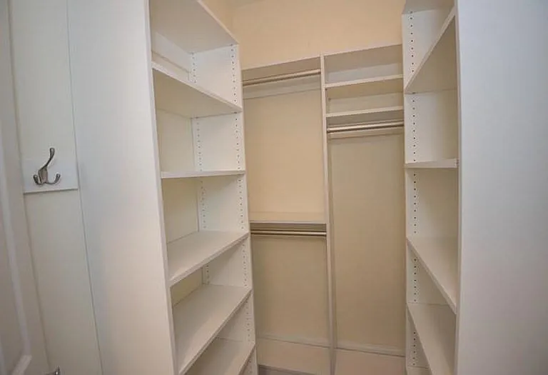 Walkin closet