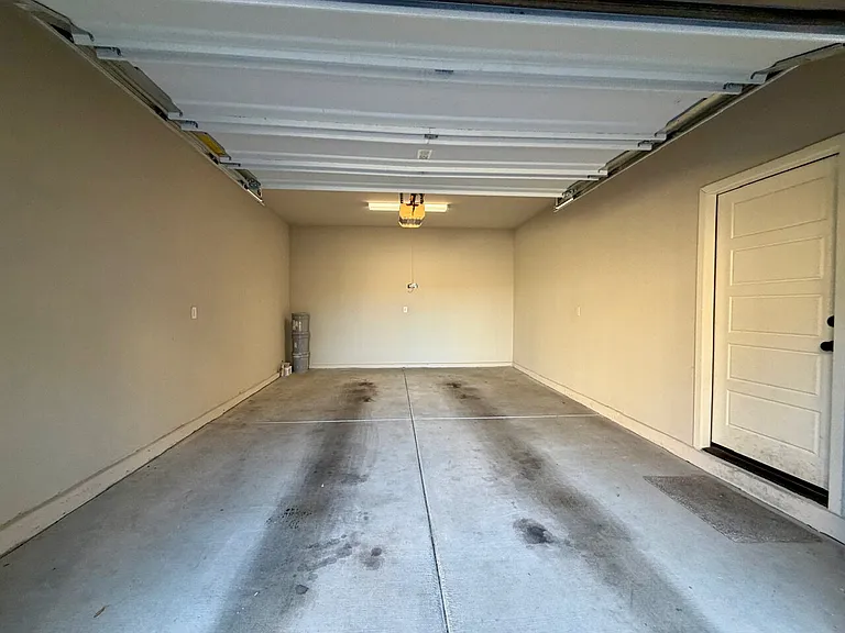 7473 Garnet Moon St — Photo 87
