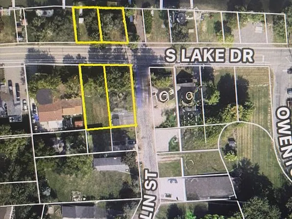 901 S Lake Dr, Novi, MI 48377